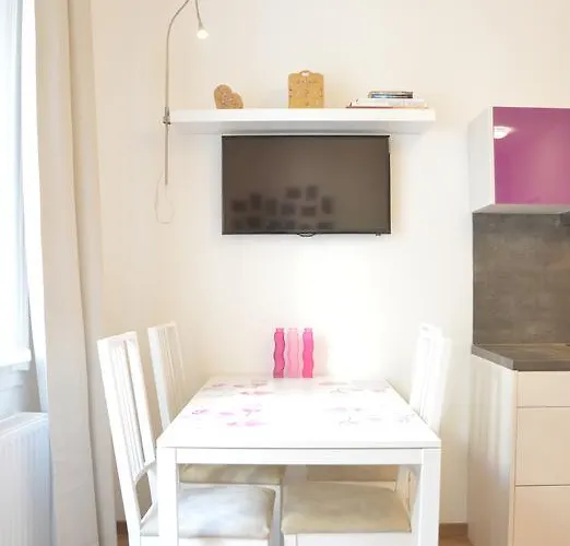 Two Bedroom At Bajcsy * Budapest