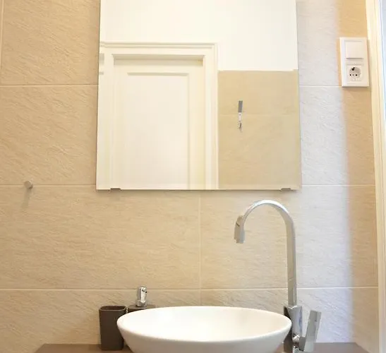 Two Bedroom At Bajcsy Apartamento *