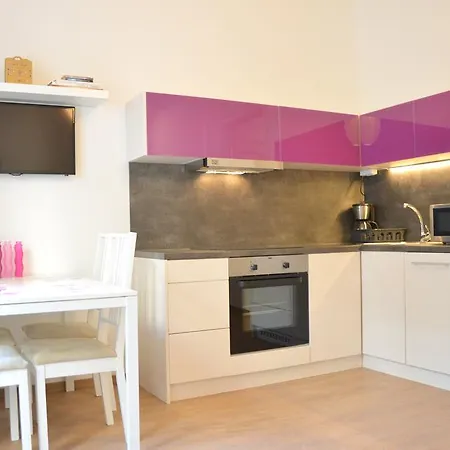 Apartman Two Bedroom At Bajcsy Budapest